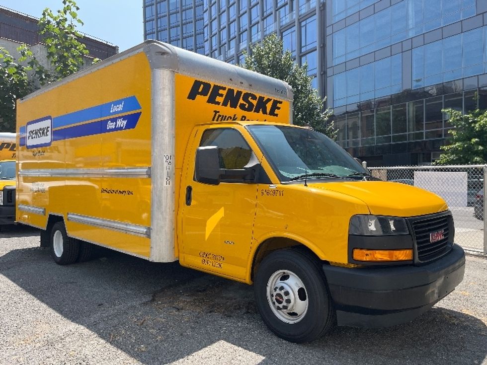 Light Duty Box Truck-Light and Medium Duty Trucks-GMC-2021-Savana G33903-New York-NY-58,465\n\t\tmiles-$ 28,750 - Image 1