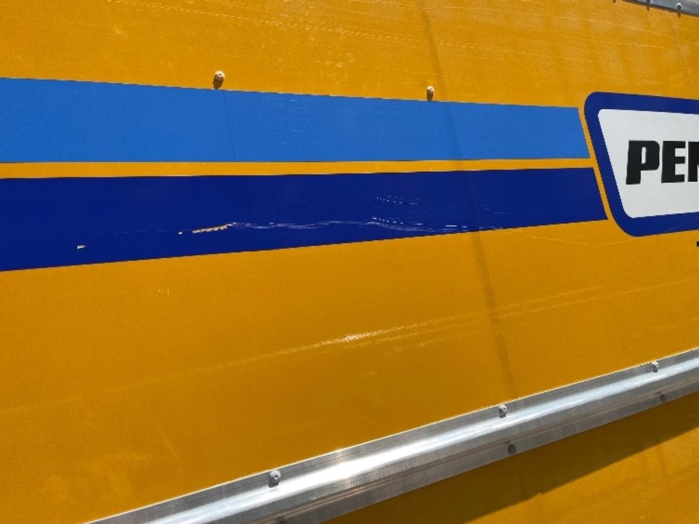 Light Duty Box Truck-Light and Medium Duty Trucks-GMC-2021-Savana G33903-New York-NY-58,465\n\t\tmiles-$ 28,750 - Image 28