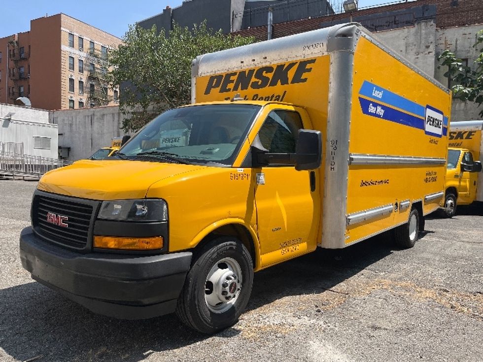 Light Duty Box Truck-Light and Medium Duty Trucks-GMC-2021-Savana G33903-New York-NY-58,465\n\t\tmiles-$ 28,750 - Image 3