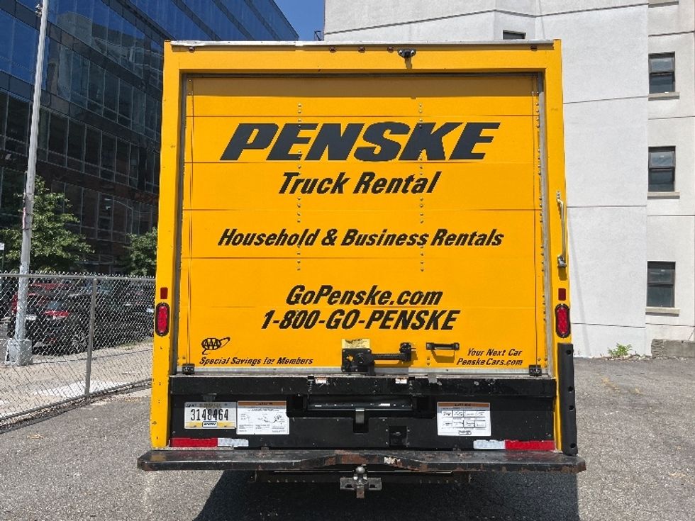 Light Duty Box Truck-Light and Medium Duty Trucks-GMC-2021-Savana G33903-New York-NY-58,465\n\t\tmiles-$ 28,750 - Image 7