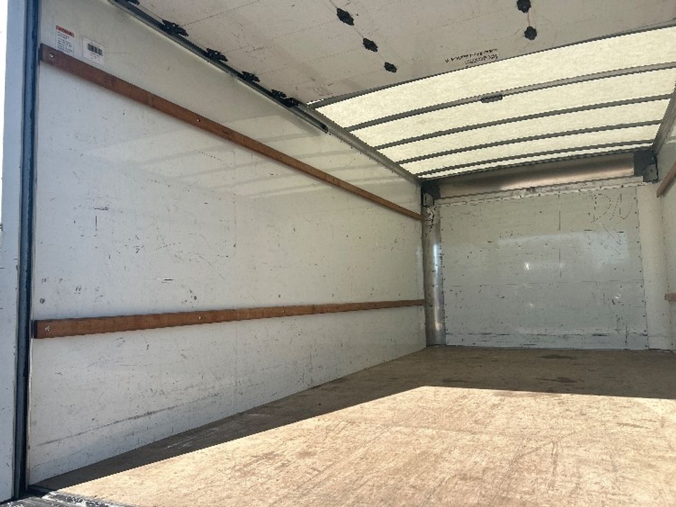 Light Duty Box Truck-Light and Medium Duty Trucks-GMC-2021-Savana G33903-Newark-DE-66,791\n\t\tmiles-$ 32,250 - Image 11