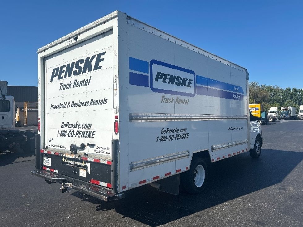 Light Duty Box Truck-Light and Medium Duty Trucks-GMC-2021-Savana G33903-Newark-DE-66,791\n\t\tmiles-$ 32,250 - Image 13