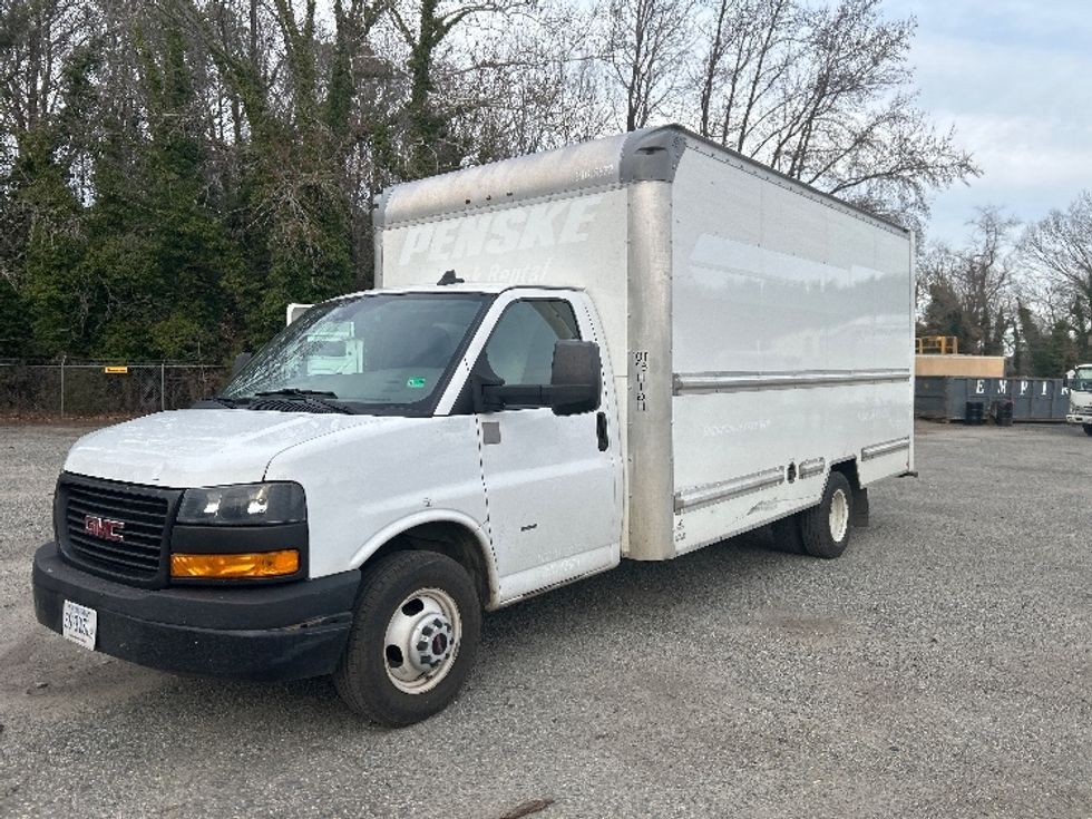 Light Duty Box Truck-Light and Medium Duty Trucks-GMC-2021-Savana G33903-Newport News-VA-91,462\n\t\tmiles-$ 32,250 - Image 4