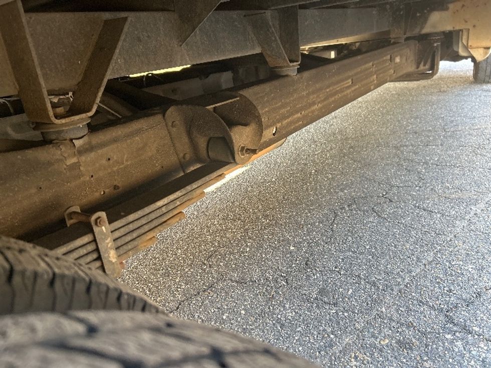 Light Duty Box Truck-Light and Medium Duty Trucks-GMC-2021-Savana G33903-Newport News-VA-98,293\n\t\tmiles-$ 31,500 - Image 13