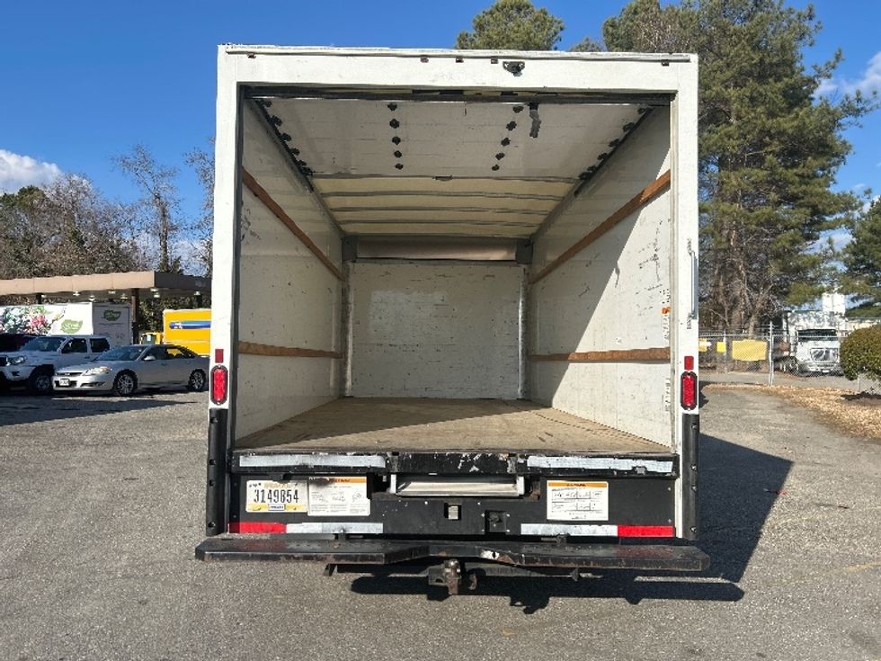 Light Duty Box Truck-Light and Medium Duty Trucks-GMC-2021-Savana G33903-Newport News-VA-98,293\n\t\tmiles-$ 31,500 - Image 8