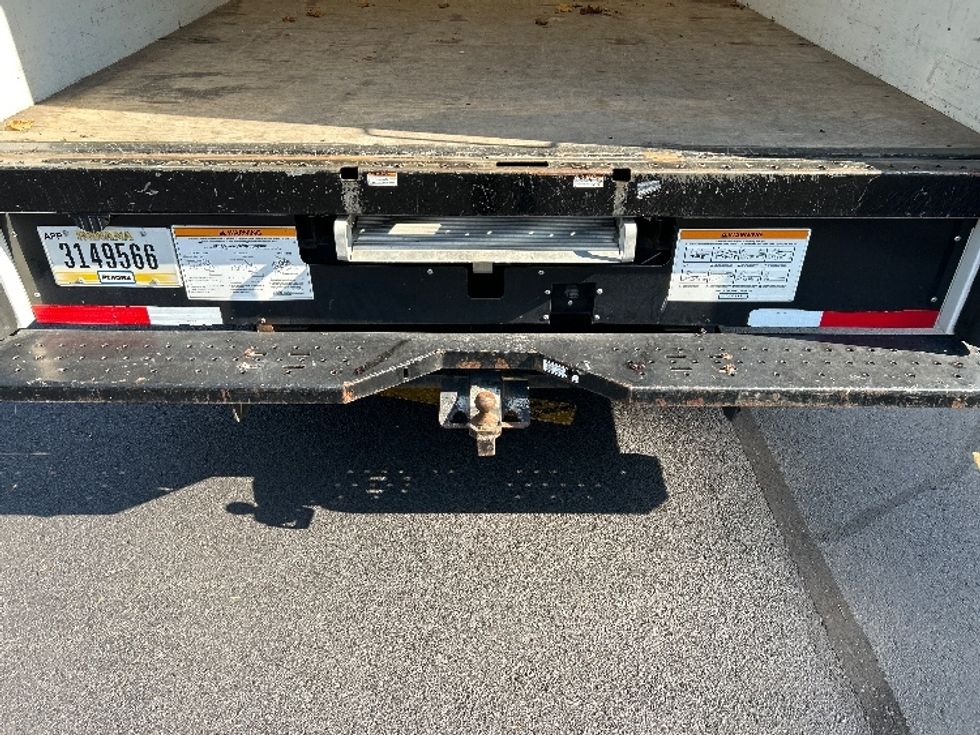 Light Duty Box Truck-Light and Medium Duty Trucks-GMC-2021-Savana G33903-Norcross-GA-106,053\n\t\tmiles-$ 28,000 - Image 10