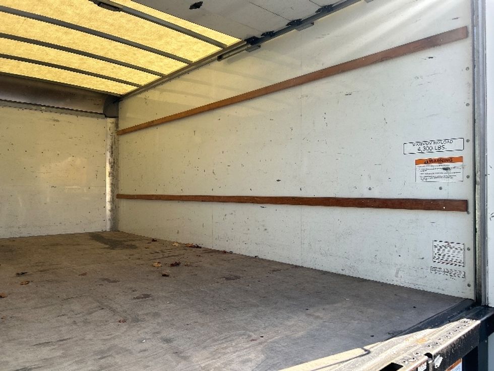 Light Duty Box Truck-Light and Medium Duty Trucks-GMC-2021-Savana G33903-Norcross-GA-106,053\n\t\tmiles-$ 28,000 - Image 12