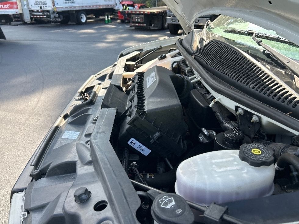 Light Duty Box Truck-Light and Medium Duty Trucks-GMC-2021-Savana G33903-Norcross-GA-106,053\n\t\tmiles-$ 28,000 - Image 24