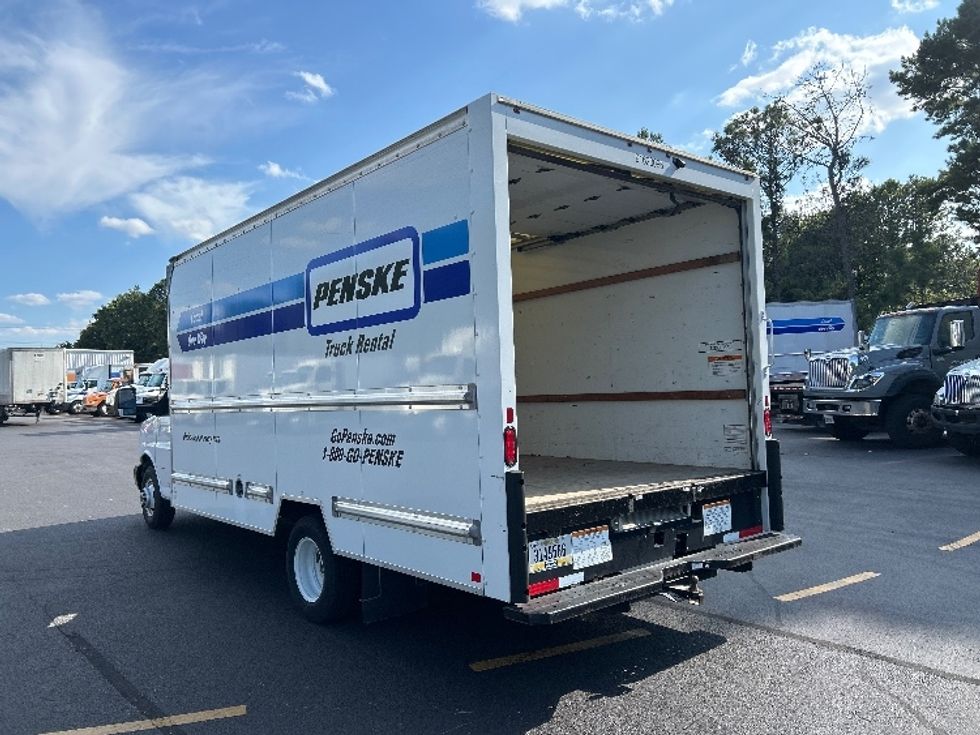 Light Duty Box Truck-Light and Medium Duty Trucks-GMC-2021-Savana G33903-Norcross-GA-106,053\n\t\tmiles-$ 28,000 - Image 6