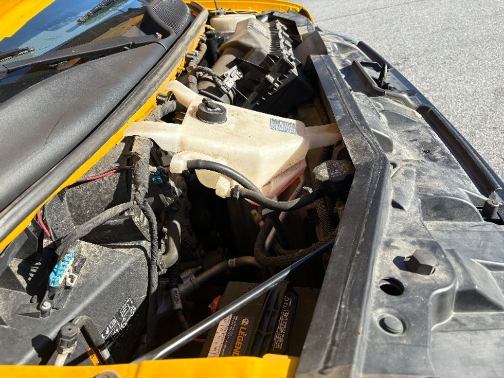 Light Duty Box Truck-Light and Medium Duty Trucks-GMC-2021-Savana G33903-Norcross-GA-116,581\n\t\tmiles-$ 25,750 - Image 22