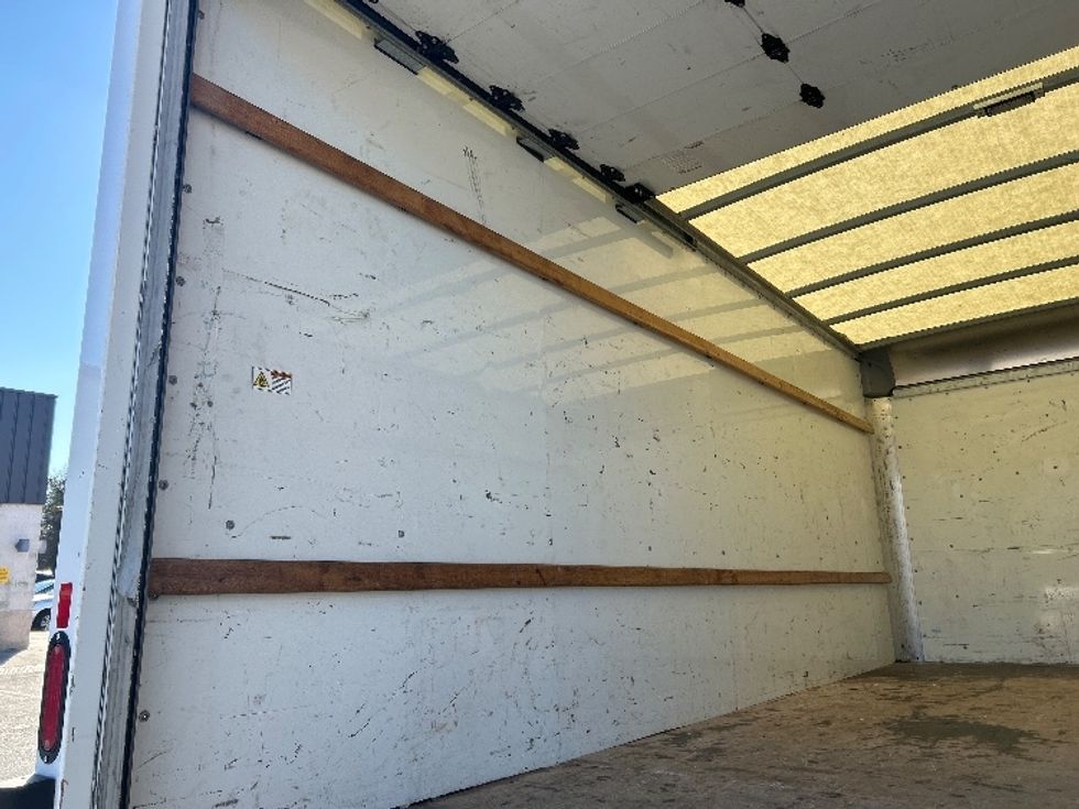 Light Duty Box Truck-Light and Medium Duty Trucks-GMC-2021-Savana G33903-Norfolk-VA-119,639\n\t\tmiles-$ 29,000 - Image 11