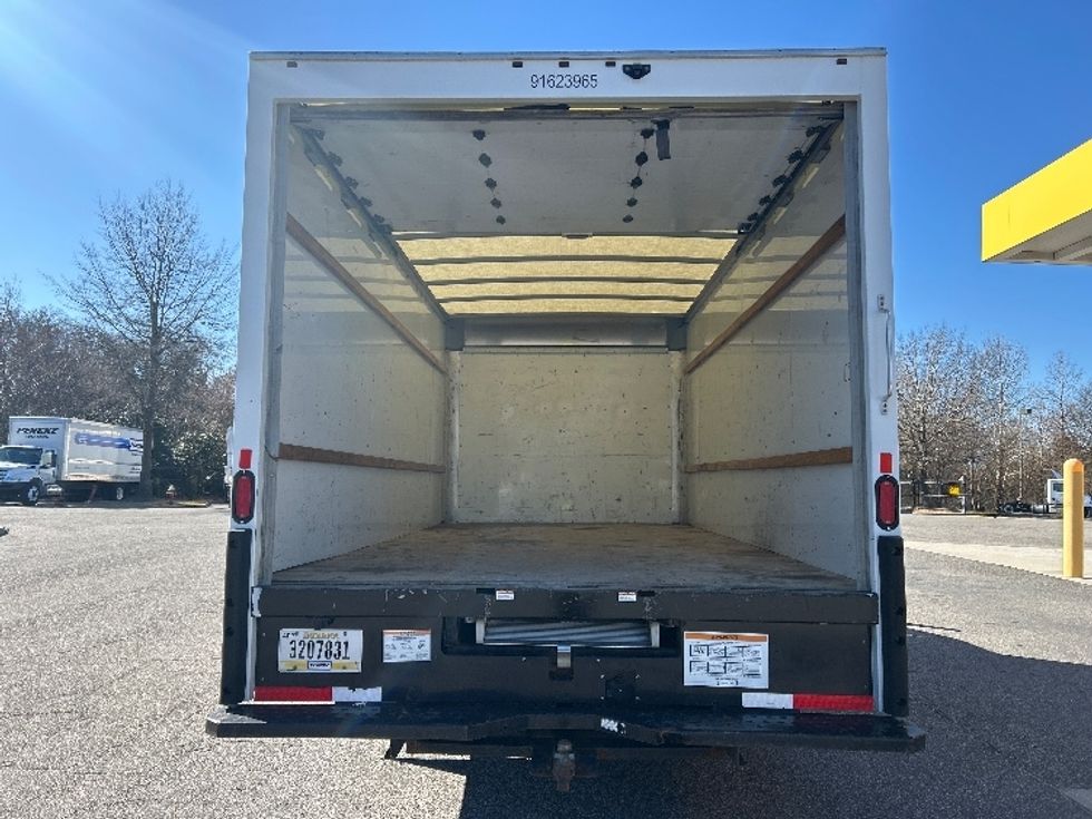 Light Duty Box Truck-Light and Medium Duty Trucks-GMC-2021-Savana G33903-Norfolk-VA-119,639\n\t\tmiles-$ 29,000 - Image 8