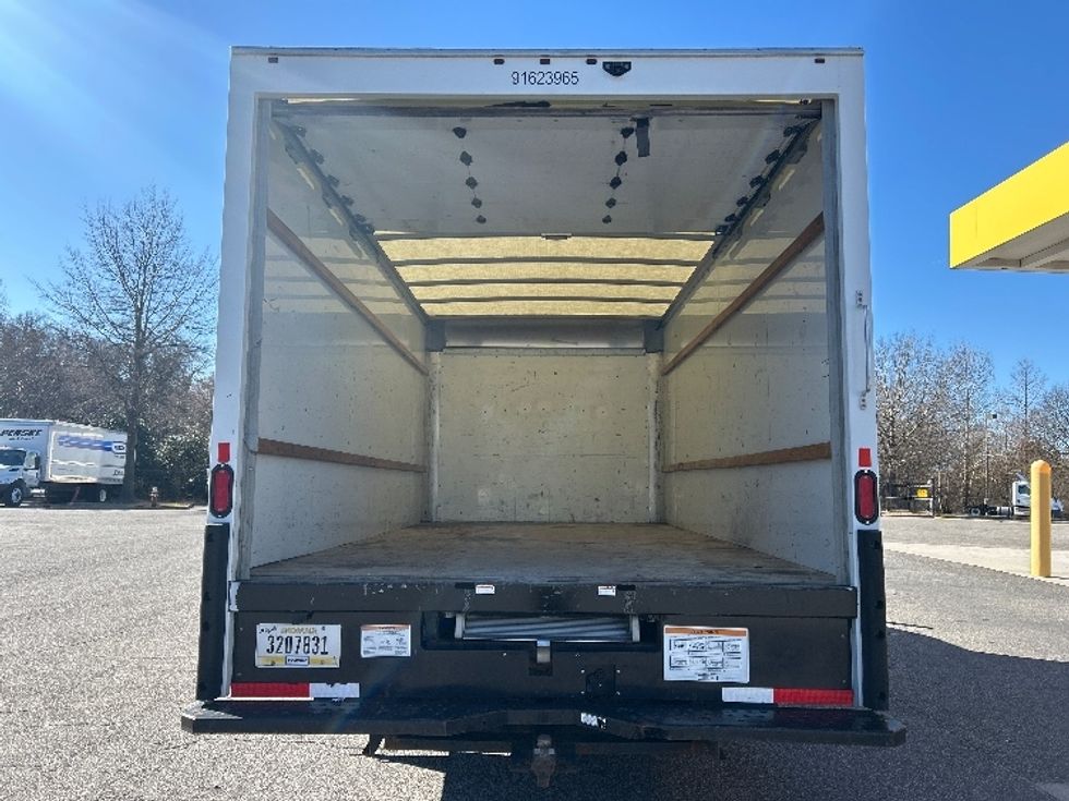 Light Duty Box Truck-Light and Medium Duty Trucks-GMC-2021-Savana G33903-Norfolk-VA-119,639\n\t\tmiles-$ 29,000 - Image 9