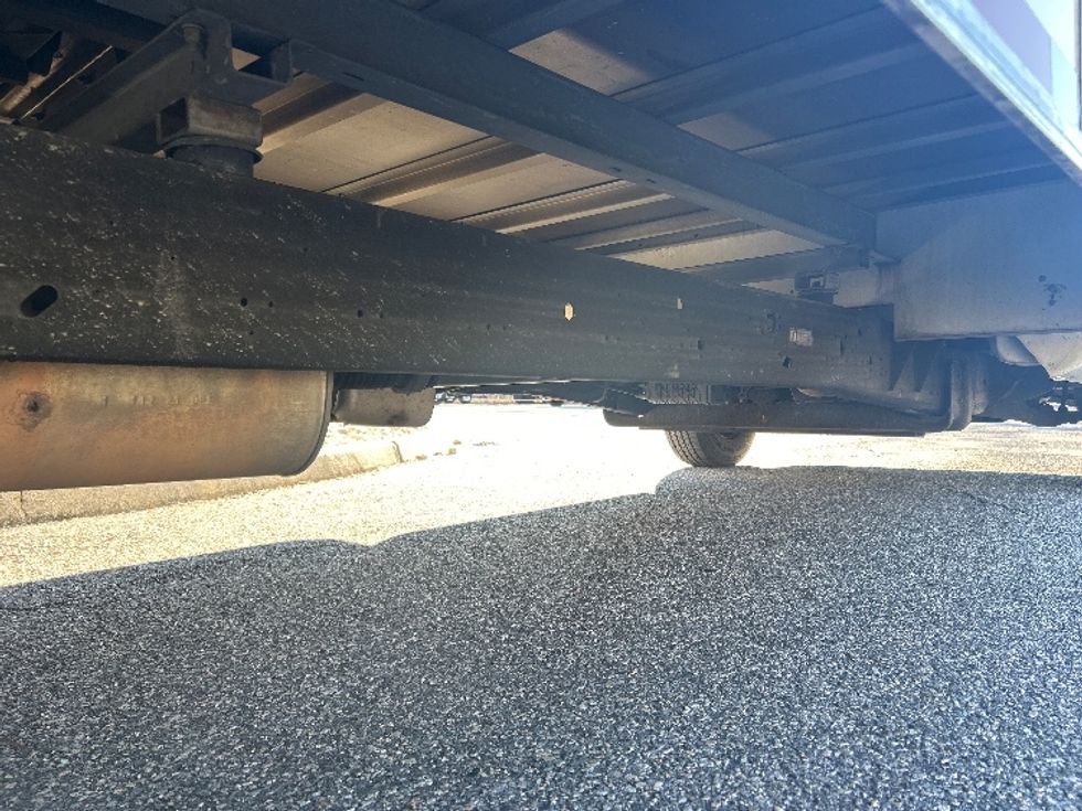 Light Duty Box Truck-Light and Medium Duty Trucks-GMC-2021-Savana G33903-Norfolk-VA-92,911\n\t\tmiles-$ 32,250 - Image 14