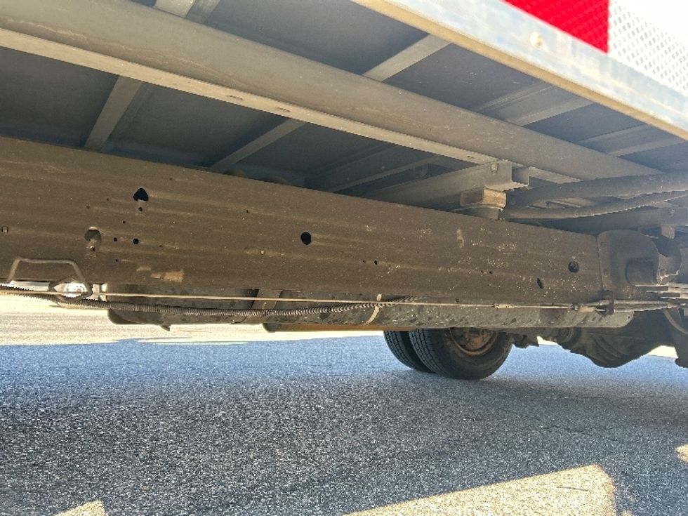 Light Duty Box Truck-Light and Medium Duty Trucks-GMC-2021-Savana G33903-Norfolk-VA-92,911\n\t\tmiles-$ 32,250 - Image 5