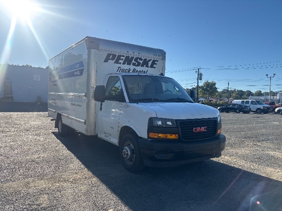 Light Duty Box Truck-Light and Medium Duty Trucks-GMC-2021-Savana G33903-North Bergen-NJ-101,949\n\t\tmiles-$ 28,250 - Image 1