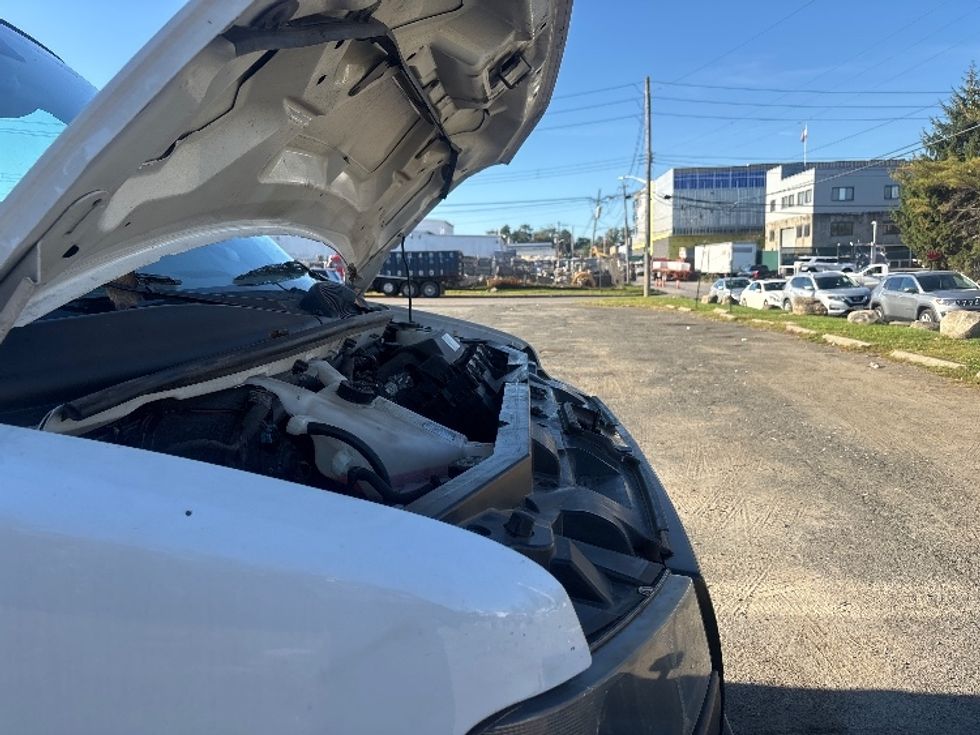 Light Duty Box Truck-Light and Medium Duty Trucks-GMC-2021-Savana G33903-North Bergen-NJ-101,949\n\t\tmiles-$ 28,250 - Image 23