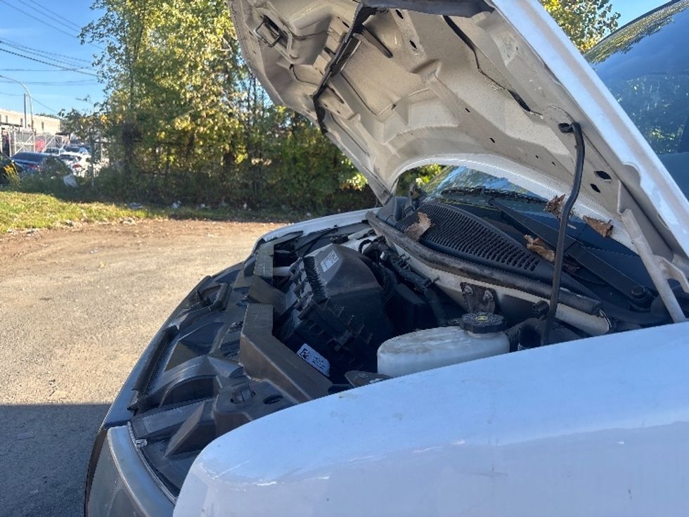 Light Duty Box Truck-Light and Medium Duty Trucks-GMC-2021-Savana G33903-North Bergen-NJ-101,949\n\t\tmiles-$ 28,250 - Image 24