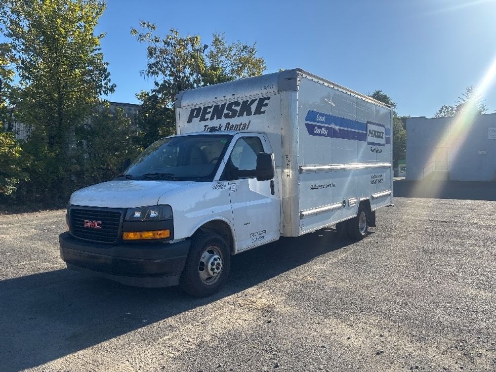 Light Duty Box Truck-Light and Medium Duty Trucks-GMC-2021-Savana G33903-North Bergen-NJ-101,949\n\t\tmiles-$ 28,250 - Image 3
