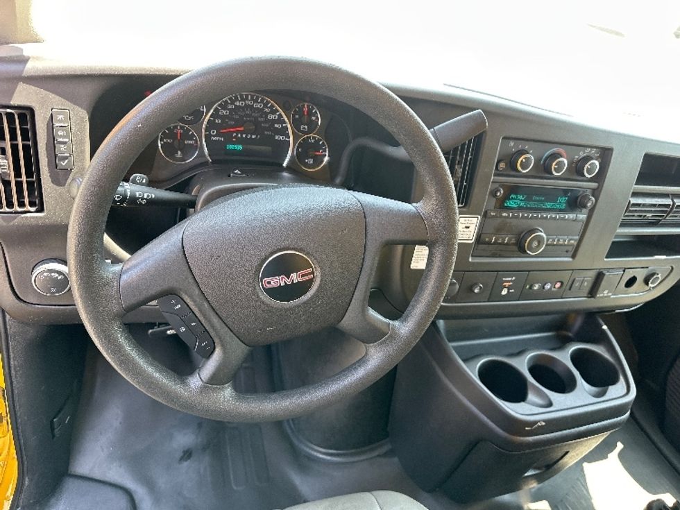 Light Duty Box Truck-Light and Medium Duty Trucks-GMC-2021-Savana G33903-North Bergen-NJ-102,534\n\t\tmiles-$ 24,000 - Image 18