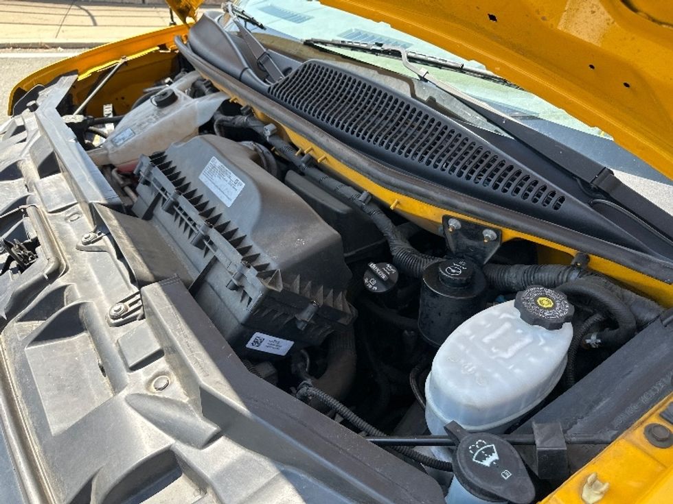 Light Duty Box Truck-Light and Medium Duty Trucks-GMC-2021-Savana G33903-North Bergen-NJ-102,534\n\t\tmiles-$ 24,000 - Image 24