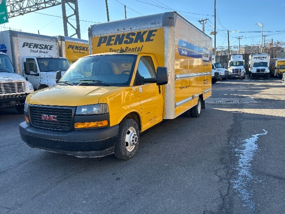 Light Duty Box Truck-Light and Medium Duty Trucks-GMC-2021-Savana G33903-North Bergen-NJ-106,100\n\t\tmiles-$ 25,000 - Image 3