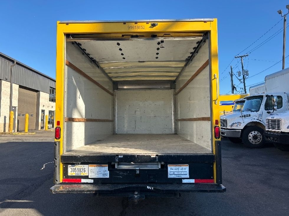 Light Duty Box Truck-Light and Medium Duty Trucks-GMC-2021-Savana G33903-North Bergen-NJ-106,100\n\t\tmiles-$ 25,000 - Image 8