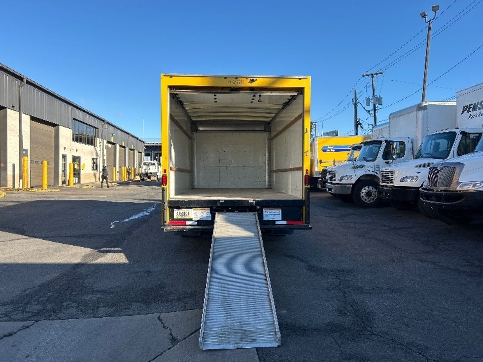 Light Duty Box Truck-Light and Medium Duty Trucks-GMC-2021-Savana G33903-North Bergen-NJ-106,100\n\t\tmiles-$ 25,000 - Image 9