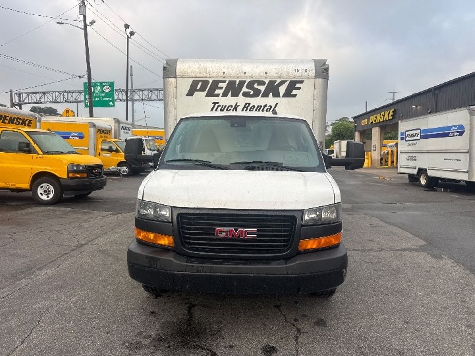 Light Duty Box Truck-Light and Medium Duty Trucks-GMC-2021-Savana G33903-North Bergen-NJ-128,558\n\t\tmiles-$ 25,750 - Image 2