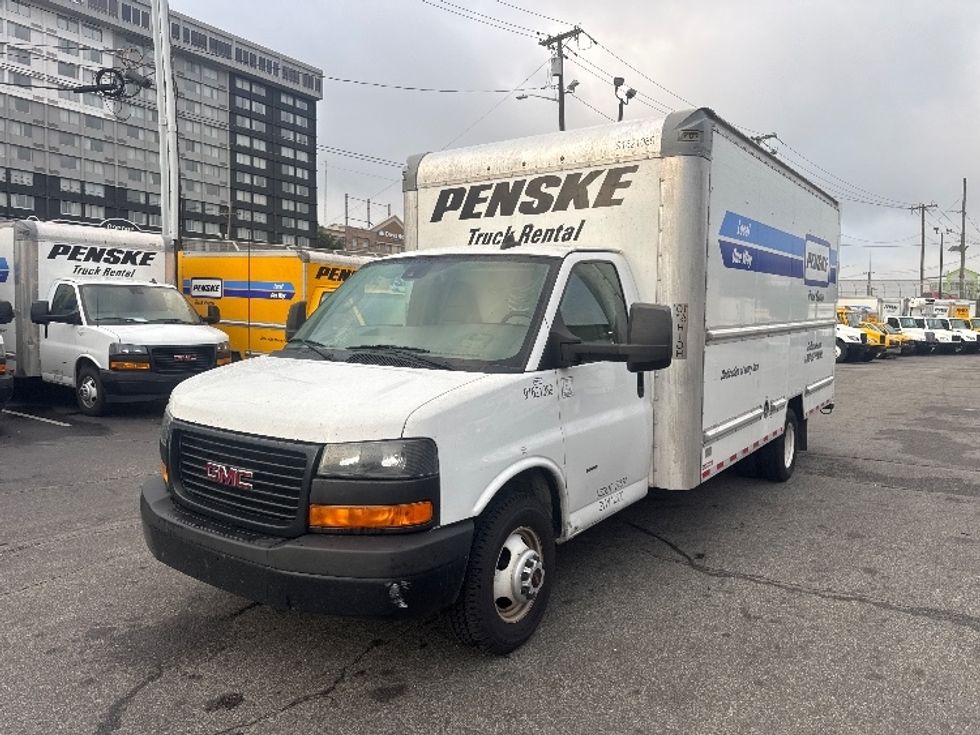 Light Duty Box Truck-Light and Medium Duty Trucks-GMC-2021-Savana G33903-North Bergen-NJ-128,558\n\t\tmiles-$ 25,750 - Image 3