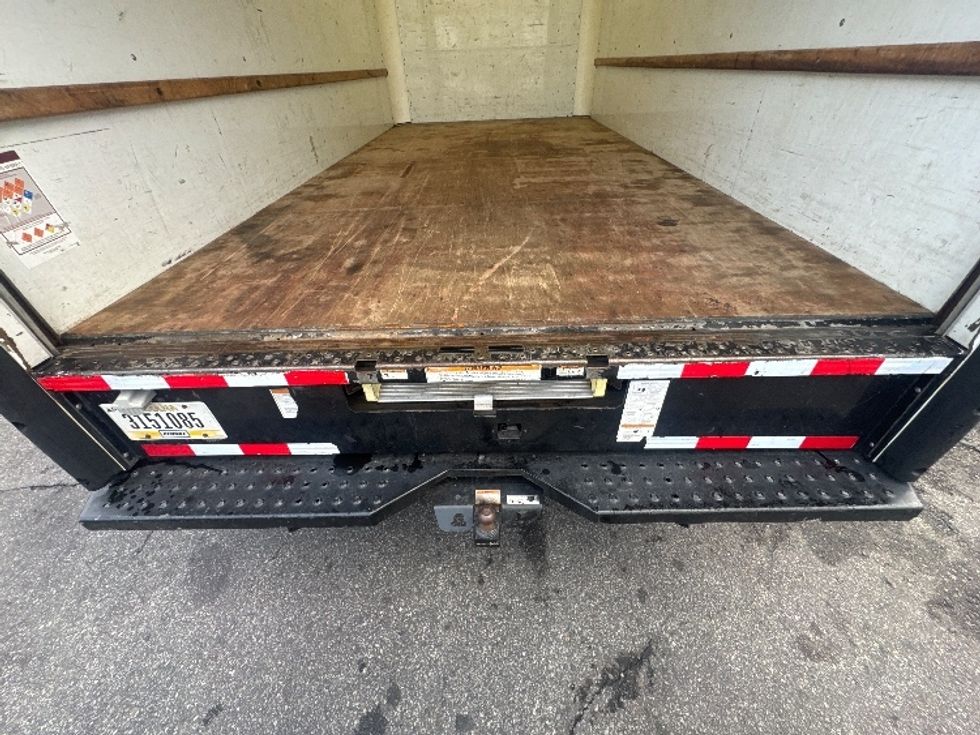 Light Duty Box Truck-Light and Medium Duty Trucks-GMC-2021-Savana G33903-North Bergen-NJ-128,558\n\t\tmiles-$ 25,750 - Image 9