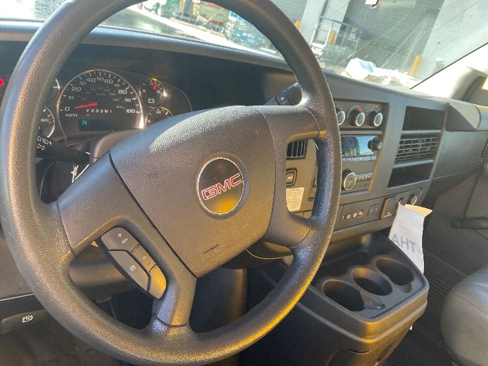 Light Duty Box Truck-Light and Medium Duty Trucks-GMC-2021-Savana G33903-North Bergen-NJ-80,885\n\t\tmiles-$ 26,500 - Image 18