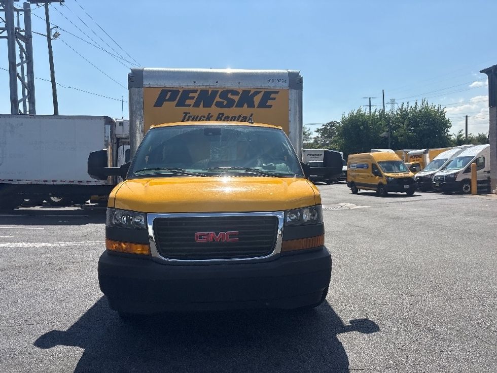 Light Duty Box Truck-Light and Medium Duty Trucks-GMC-2021-Savana G33903-North Bergen-NJ-80,885\n\t\tmiles-$ 26,500 - Image 2