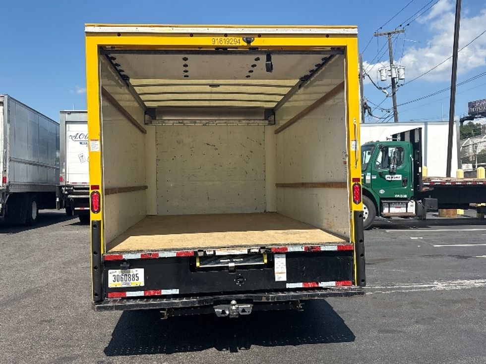 Light Duty Box Truck-Light and Medium Duty Trucks-GMC-2021-Savana G33903-North Bergen-NJ-80,885\n\t\tmiles-$ 26,500 - Image 8