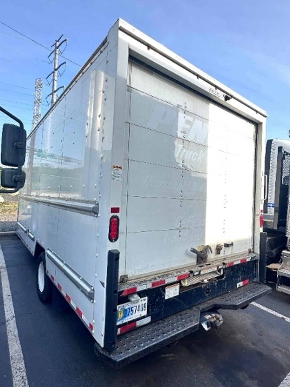 Light Duty Box Truck-Light and Medium Duty Trucks-GMC-2021-Savana G33903-North Bergen-NJ-82,798\n\t\tmiles-$ 12,500 - Image 3
