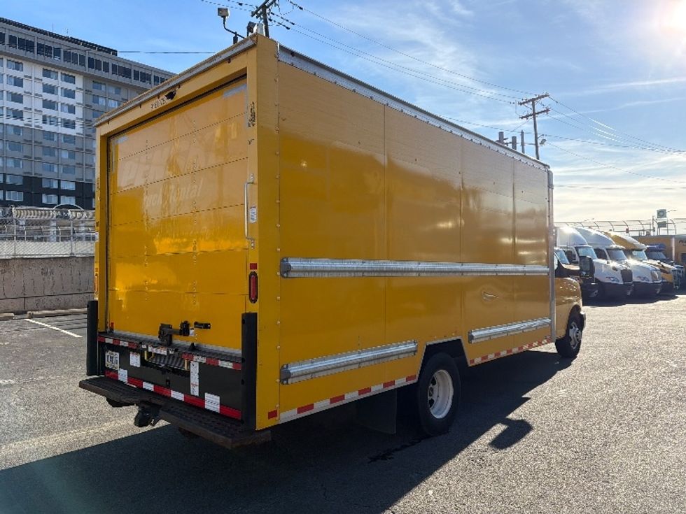 Light Duty Box Truck-Light and Medium Duty Trucks-GMC-2021-Savana G33903-North Bergen-NJ-91,002\n\t\tmiles-$ 26,750 - Image 13