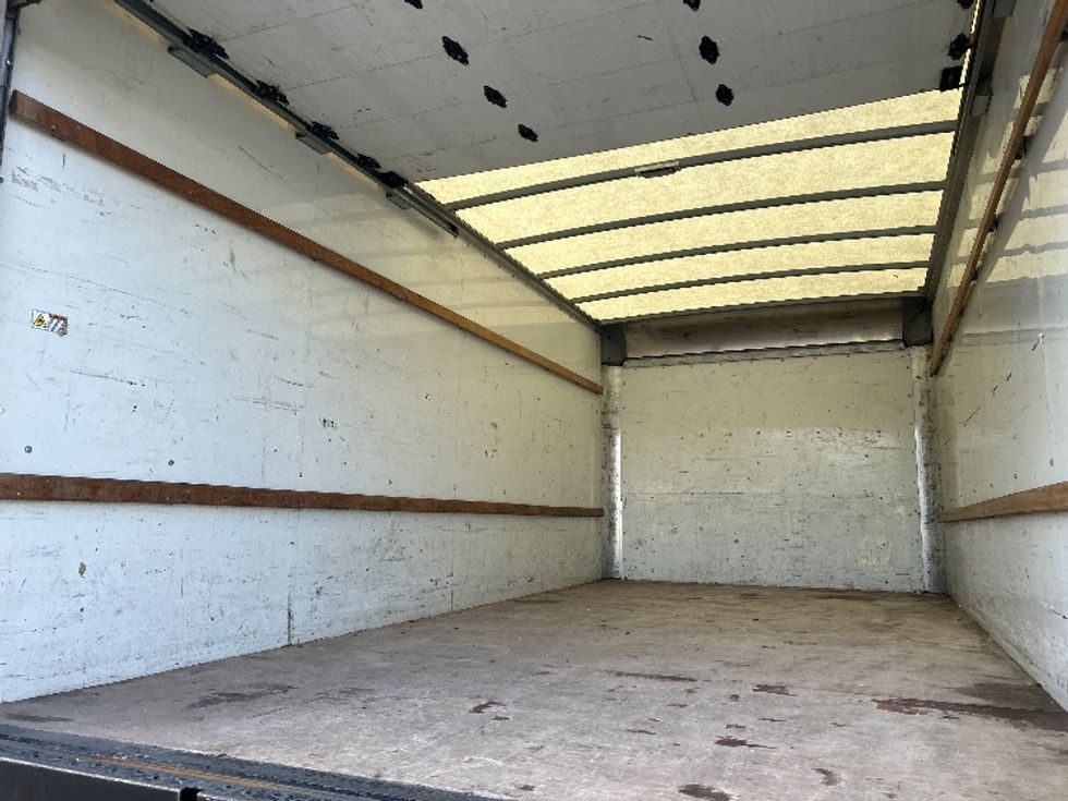 Light Duty Box Truck-Light and Medium Duty Trucks-GMC-2021-Savana G33903-North Bergen-NJ-95,802\n\t\tmiles-$ 26,250 - Image 11