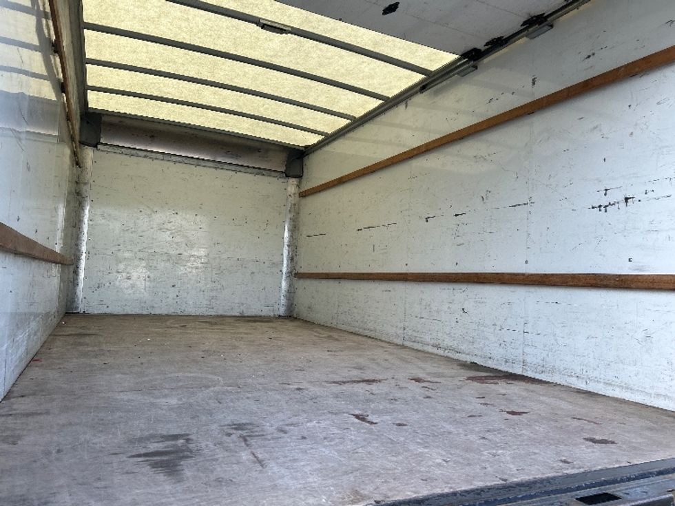Light Duty Box Truck-Light and Medium Duty Trucks-GMC-2021-Savana G33903-North Bergen-NJ-95,802\n\t\tmiles-$ 26,250 - Image 12