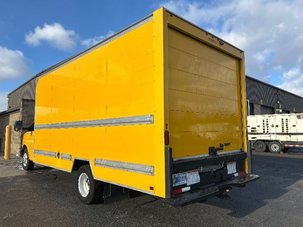 Light Duty Box Truck-Light and Medium Duty Trucks-GMC-2021-Savana G33903-North Bergen-NJ-95,802\n\t\tmiles-$ 26,250 - Image 6