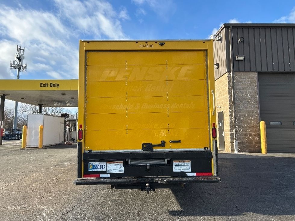 Light Duty Box Truck-Light and Medium Duty Trucks-GMC-2021-Savana G33903-North Bergen-NJ-95,802\n\t\tmiles-$ 26,250 - Image 7