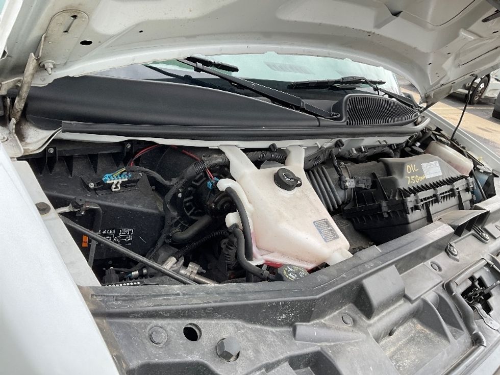 Light Duty Box Truck-Light and Medium Duty Trucks-GMC-2021-Savana G33903-Northwood-OH-74,240\n\t\tmiles-$ 32,250 - Image 23