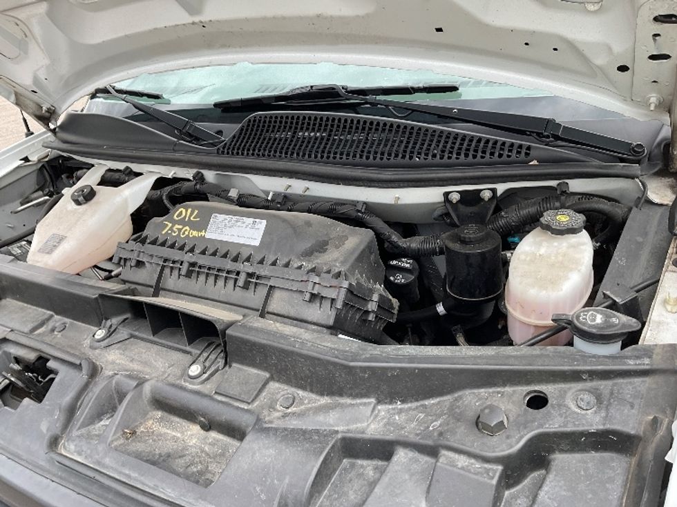 Light Duty Box Truck-Light and Medium Duty Trucks-GMC-2021-Savana G33903-Northwood-OH-74,240\n\t\tmiles-$ 32,250 - Image 24