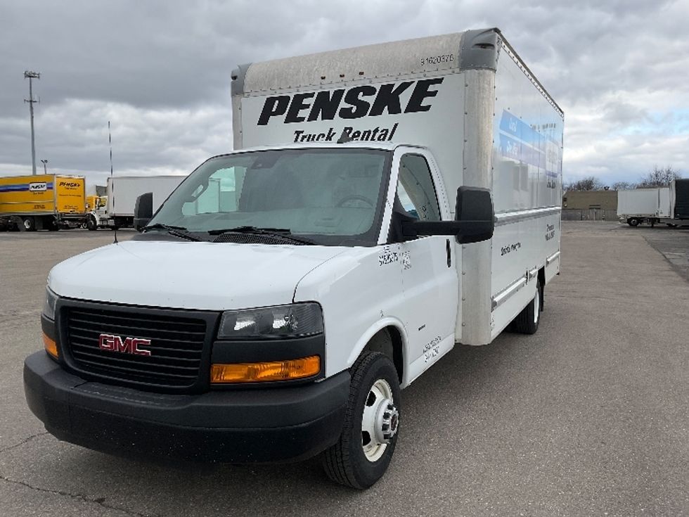 Light Duty Box Truck-Light and Medium Duty Trucks-GMC-2021-Savana G33903-Northwood-OH-74,240\n\t\tmiles-$ 32,250 - Image 3