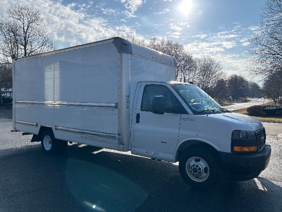 Light Duty Box Truck-Light and Medium Duty Trucks-GMC-2021-Savana G33903-Norton-MA-112,572\n\t\tmiles-$ 26,500 - Image 1