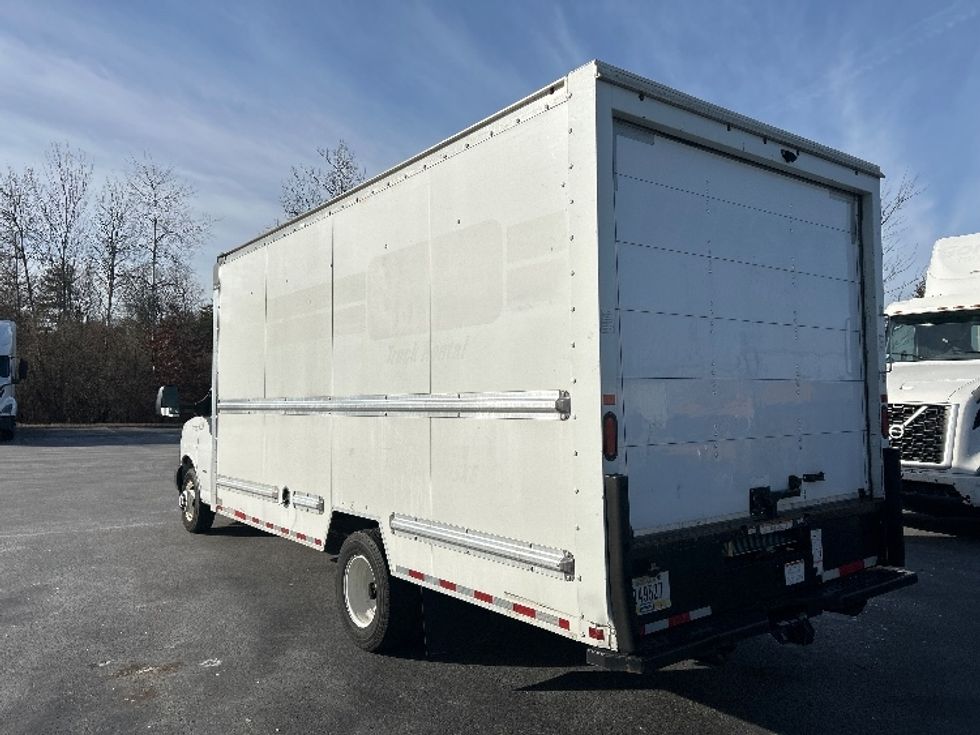 Light Duty Box Truck-Light and Medium Duty Trucks-GMC-2021-Savana G33903-Norton-MA-88,686\n\t\tmiles-$ 29,000 - Image 6