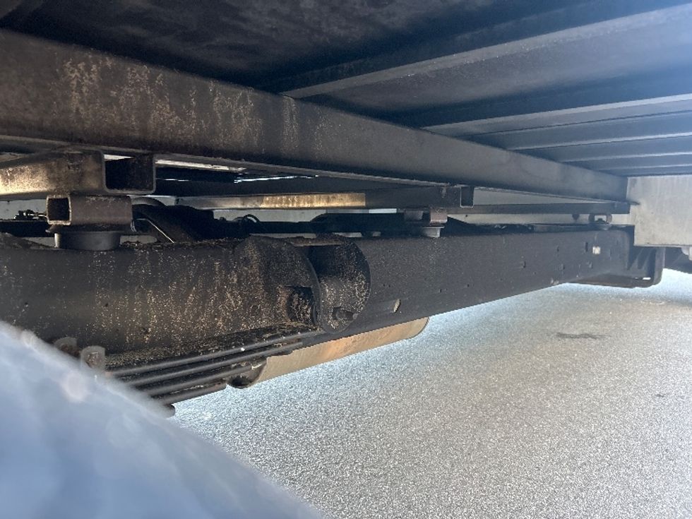 Light Duty Box Truck-Light and Medium Duty Trucks-GMC-2021-Savana G33903-Ocala-FL-122,630\n\t\tmiles-$ 28,000 - Image 14