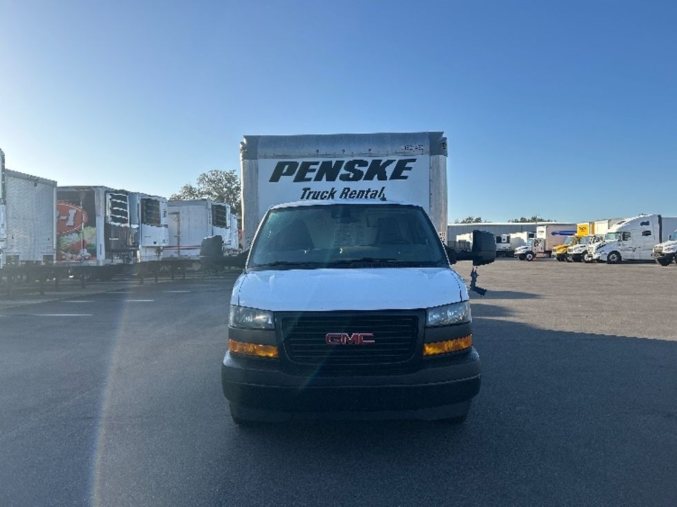 Light Duty Box Truck-Light and Medium Duty Trucks-GMC-2021-Savana G33903-Ocala-FL-122,630\n\t\tmiles-$ 28,000 - Image 2