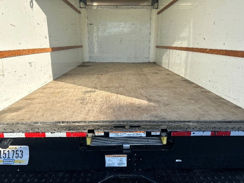 Light Duty Box Truck-Light and Medium Duty Trucks-GMC-2021-Savana G33903-Ocala-FL-122,630\n\t\tmiles-$ 28,000 - Image 9