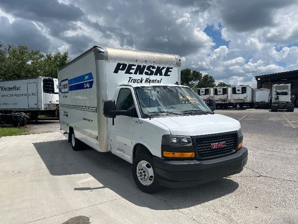 Light Duty Box Truck-Light and Medium Duty Trucks-GMC-2021-Savana G33903-Ocala-FL-81,699\n\t\tmiles-$ 32,750 - Image 1