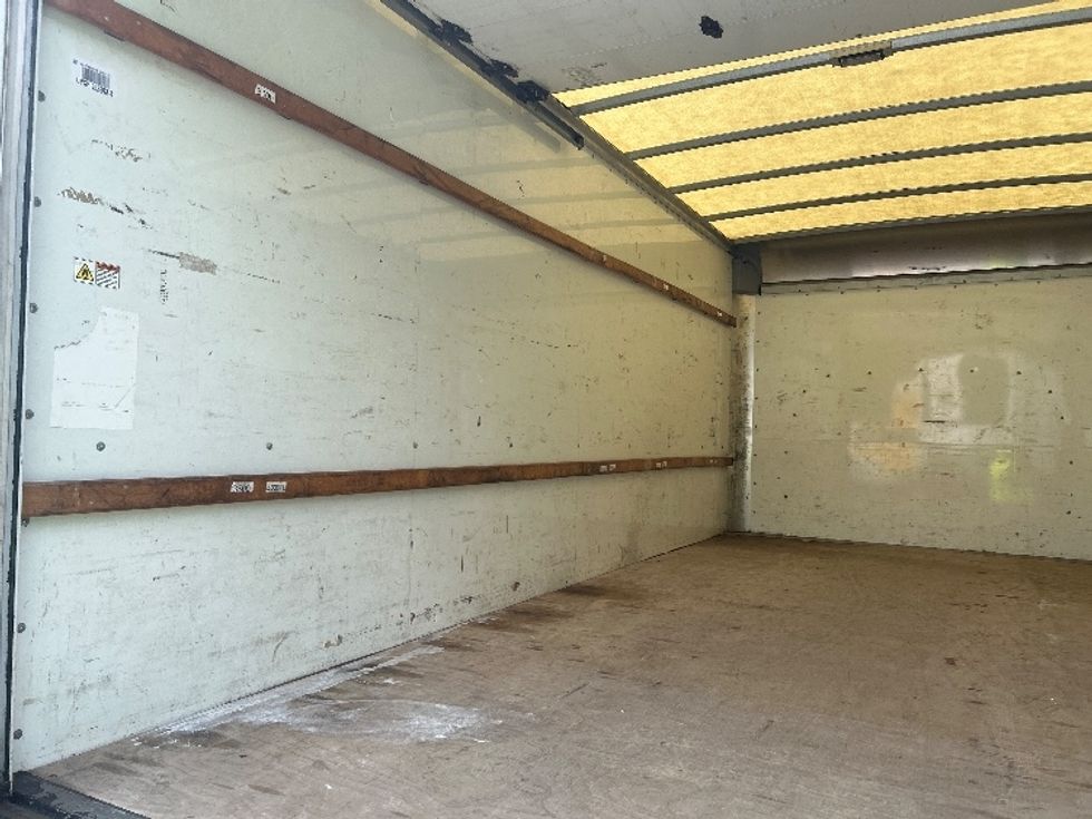 Light Duty Box Truck-Light and Medium Duty Trucks-GMC-2021-Savana G33903-Ocala-FL-81,699\n\t\tmiles-$ 32,750 - Image 11